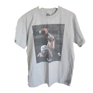 Andre Johnson And Texans Vs  Cortland Finnegan And Titans T-Shirt Grey Tee L